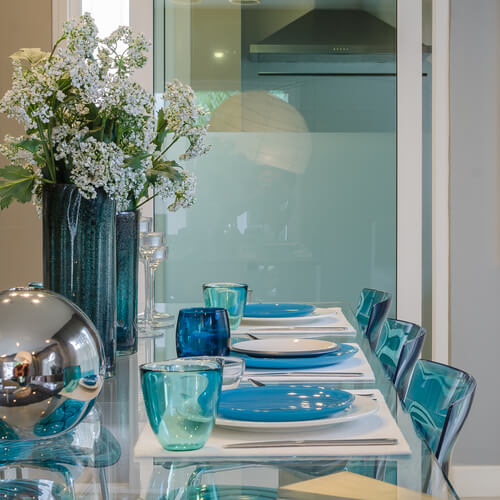 Transparente Gegenstände zum Dekorieren