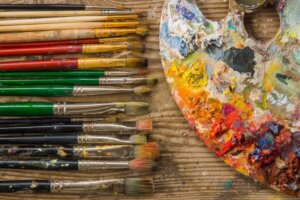 Zeitgenössische Kunst als Dekoration verwenden