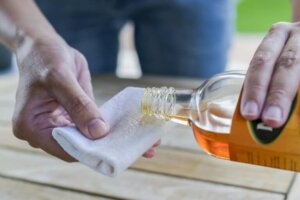 Schimmelbehandlung - Holz