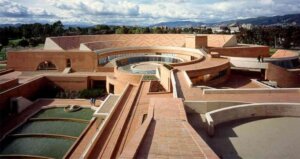 Rogelio Salmona, der Ziegeldichter und seine Backsteinarchitektur