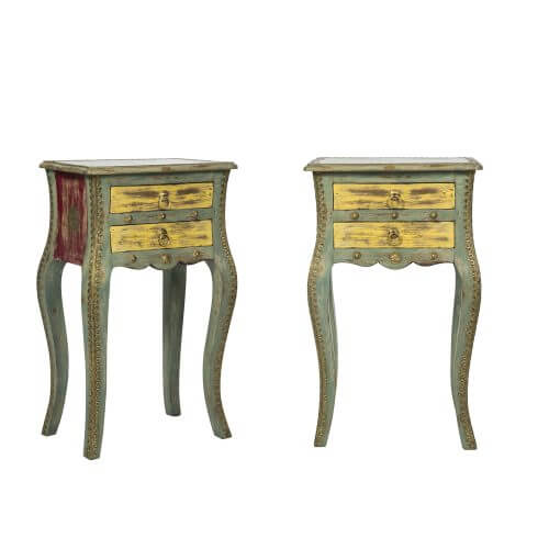 Restaurierte Couchtische als Nachttische wiederverwenden