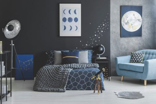 Das Moody Decor verwendet die Farbe Blau sehr häufig