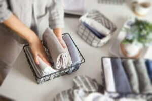 Marie Kondo: Die sechs Grundregeln des Aufräumens