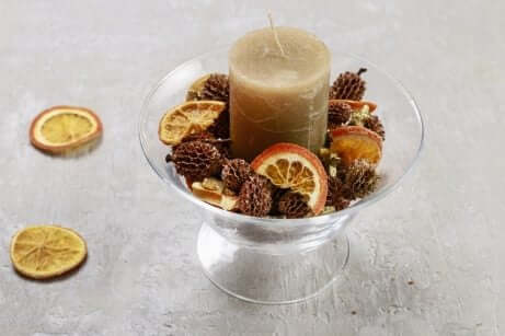 Kerzen sind eine beliebte Tischdekoration