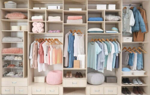 Ordnung im Kleiderschrank