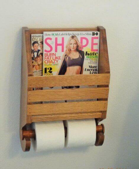 Kombinierter WC-Rollenhalter mit Zeitungsständer