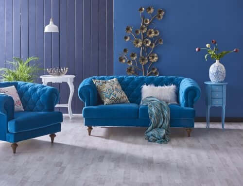 Indigoblaue Möbel im Wohnzimmer