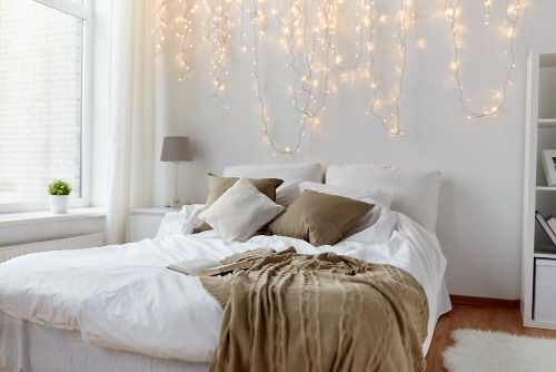 Lichterkette im Schlafzimmer
