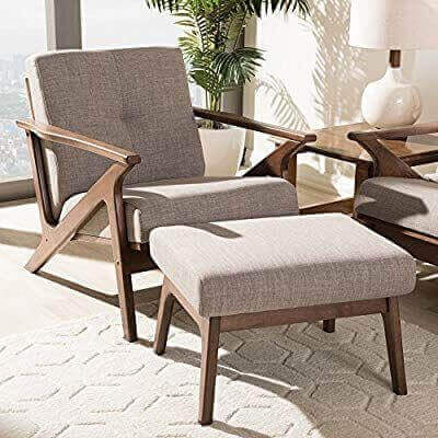 Mit Stoff gepolstert: Loungesessel mit Fußhocker