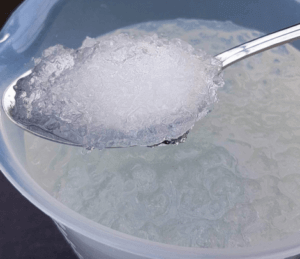 Pflanzen wässern - mit Gel