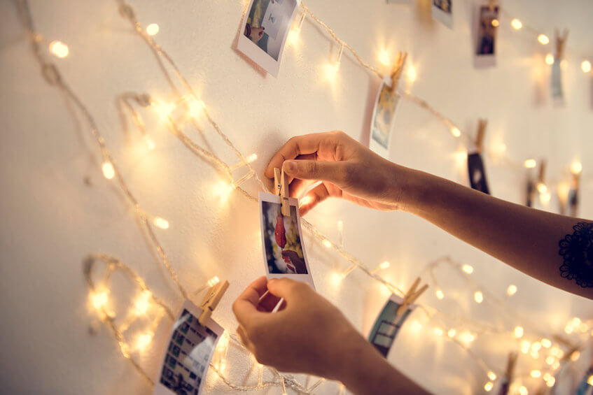 Fotos zur Dekoration: bunte Erinnerungen an der Wand